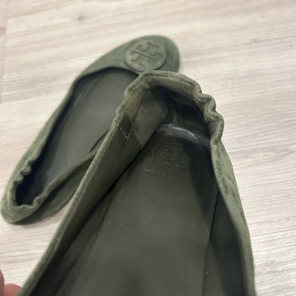 Tory Burch Minnie Travel Ballet with Suede Logo Flats 7 Green - Picture 9 of 10